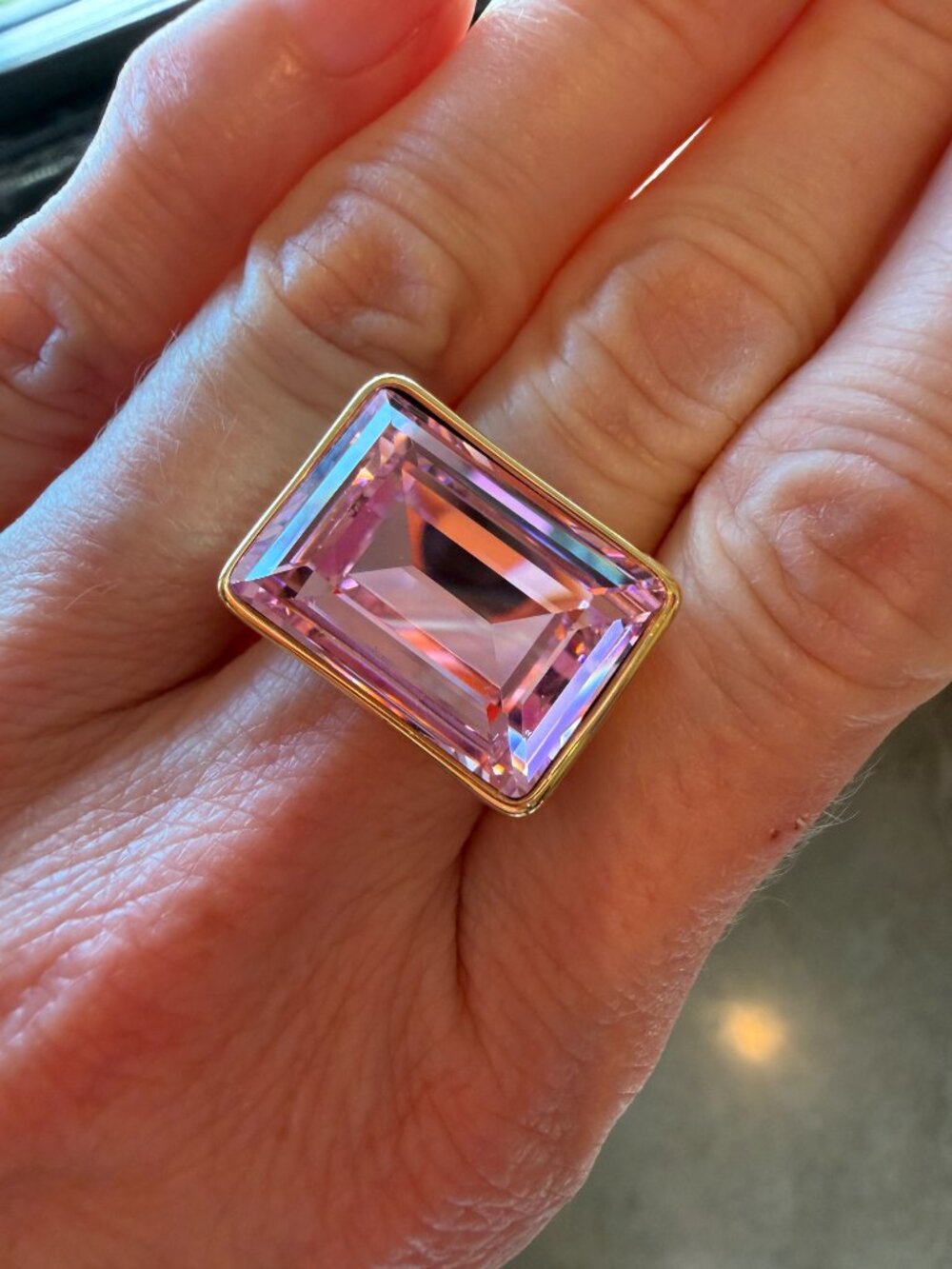 NWT Piper K 14K Gold Plate East-West Rectangular Pink Crystal Statement Ring - Picture 6 of 17